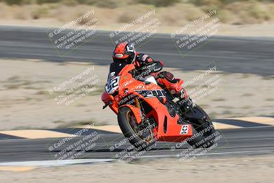 media/Nov-16-2025-Race Pace (Sun) [[8c5fa54630]]/Non Verified Riders (1st 20 Minutes)/2-Turn 10 (1010am)/